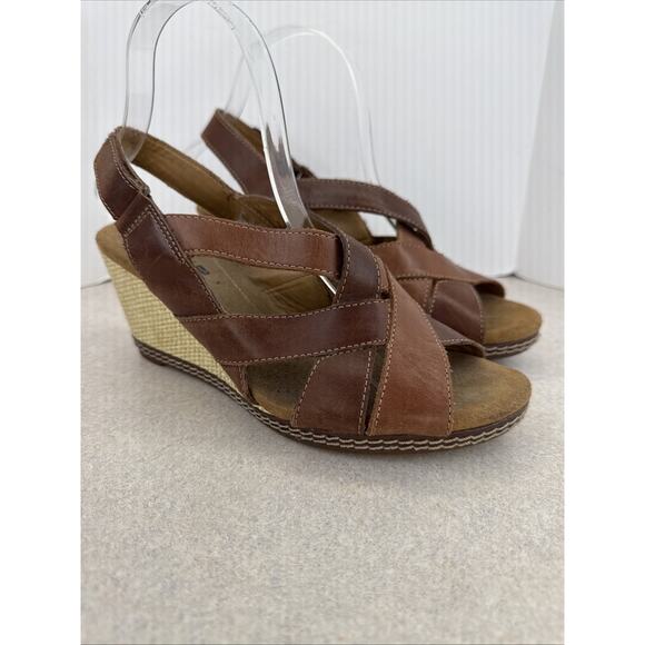 Women’s Clarks Helio Latitude‎ Brown Leather Wedge Slingback Sandals Size 7.5 - Picture 1 of 11